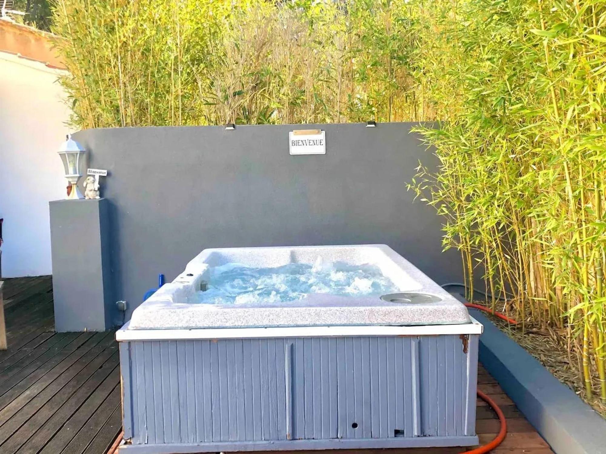 Appartement Charmant A La Cadiere D'Azur 68 M² Jacuzzi Exterior foto